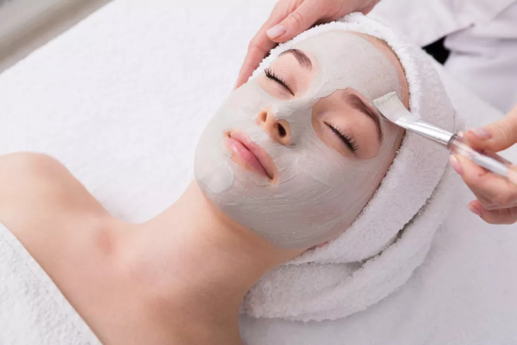 Diamond Glow Facial in Chicago, IL | Beauty at First Sight